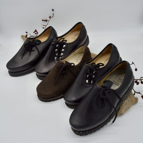 Obermüller Lukas Hirschler Produktfoto handgefertigte Schuhe Trachtenschuhe Filzstiefel Modeschuhe