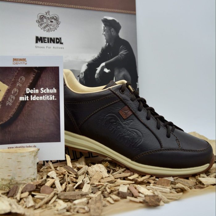 Obermüller Lukas Hirschler Produktfoto Modeschuh Meindl